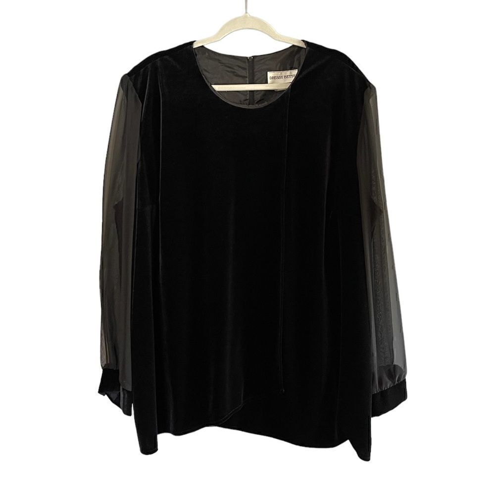 Dressy Betsy Velvet Long Sleeve Blouse in Black | SZ 3X
